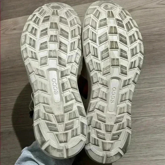 ECCO White Sandals - Picture 4 of 5